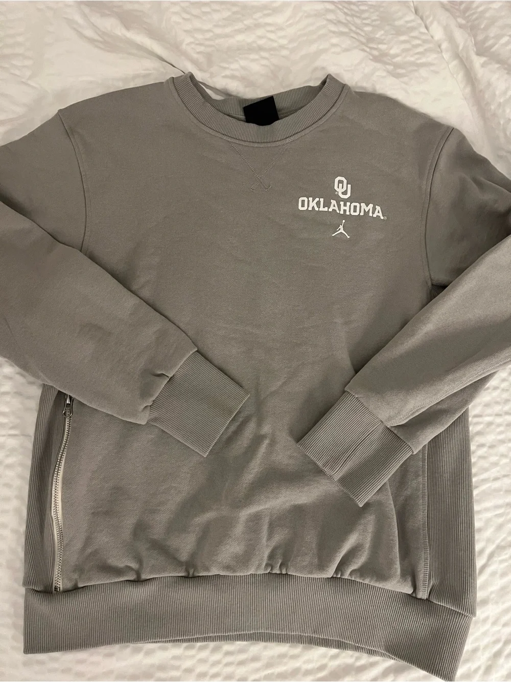 Jordan OU crewneck pullover sweatshirt with side zipper sz small